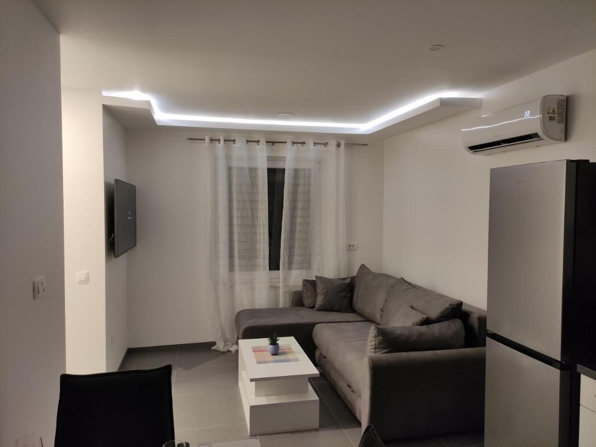 Mira 2 Daire Zagvozd Dış mekan fotoğraf
